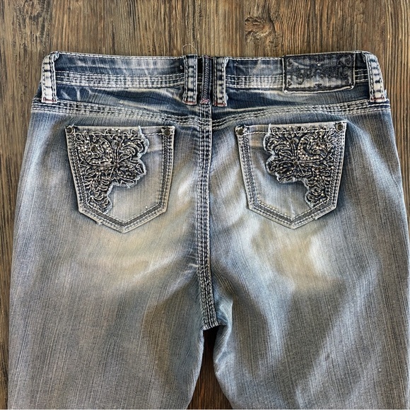 Hydraulic Bailey Blue Jean Capris Size 16 Distressed Embroidered Embellished Y2K - Picture 16 of 16